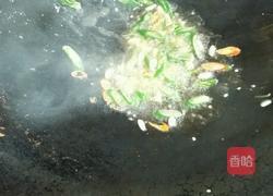 清炒野生菌的做法图解3