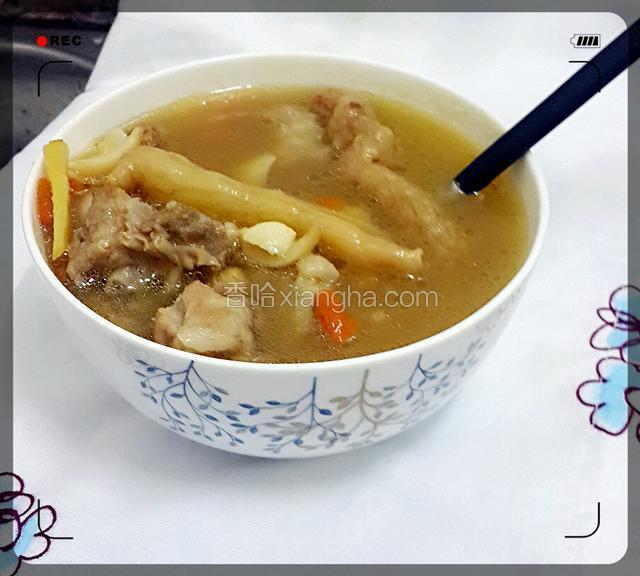 清热润肺排骨汤