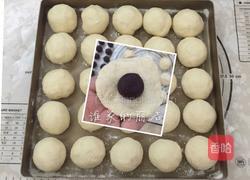 红豆奶香小餐包(面包机揉面版)的做法图解5