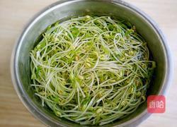 凉拌绿豆芽粉丝的做法图解4
