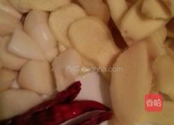 红烧鸭掌亦的做法图解2