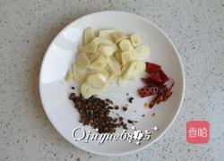 炝炒圆白菜的做法图解3