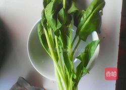 菠菜鸡蛋卷的做法图解1