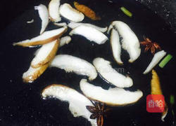 虾仁火腿香菇打卤面的做法图解7