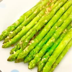 芝士焖芦笋的做法[图]