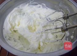 奶油草莓卷的做法图解9