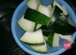 海带猪骨冬瓜玉米汤的做法图解2