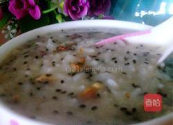 黑芝麻核桃粥的做法图解7