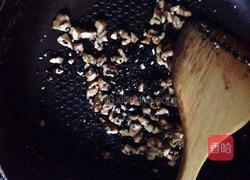 黑芝麻核桃粥的做法图解5