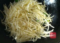 青椒炒土豆丝的做法图解4