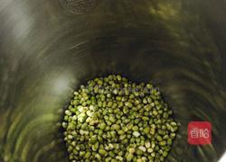 鲜百合绿豆沙的做法图解5