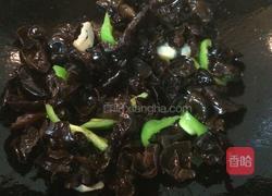 木耳炒豆腐的做法图解7