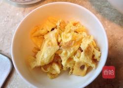 丝瓜炒鸡蛋(排骨汤版)的做法图解6