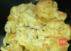 黑木耳炒鸡蛋的做法图解4