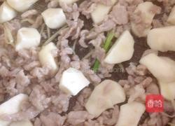 荸荠西芹炒瘦肉的做法图解10