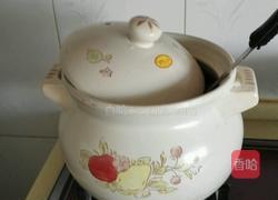 银耳莲子枸杞羹的做法图解5