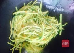 清炒嫩南瓜的做法图解4