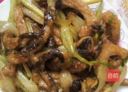 芹菜炒面筋香菇的做法图解4