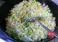 翡翠黄金炒饭的做法图解5