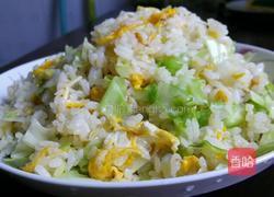 翡翠黄金炒饭的做法图解6