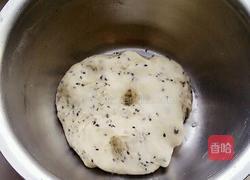 黑芝麻玫瑰酱烧饼的做法图解4