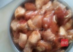 咖喱鸡块的做法图解1