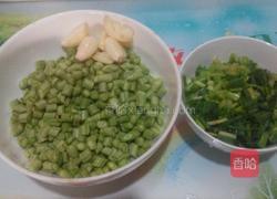 豆角腊肉炒饭的做法图解5