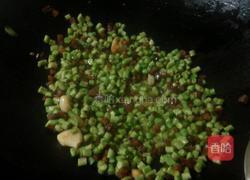 豆角腊肉炒饭的做法图解9