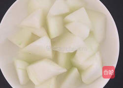 虾仁冬瓜排骨汤的做法图解1