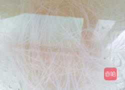 包菜粉丝的做法图解1