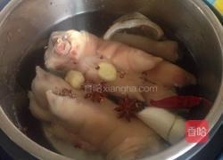 猪蹄皮冻的做法图解4