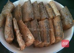 糖醋带鱼的做法图解3