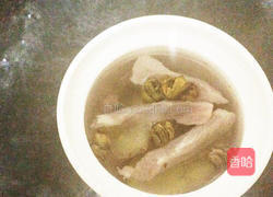 花胶石斛瘦肉汤的做法图解3