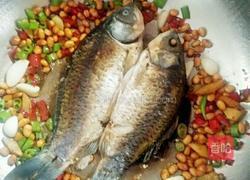 黄豆烧鱼的做法图解5