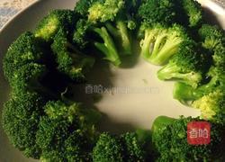 翡翠虾仁的做法图解4