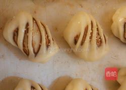 芝麻豆沙面包的做法图解5