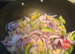 洋葱苦瓜五花肉的做法图解6