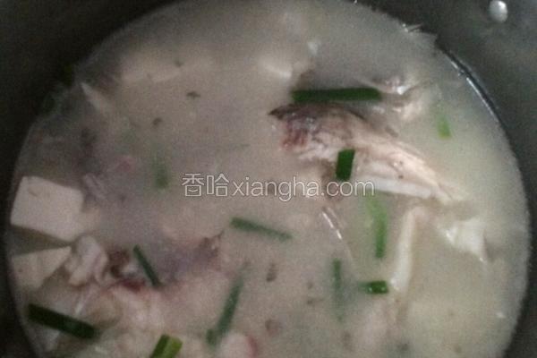 鲫鱼豆腐汤