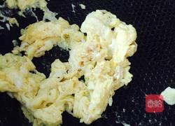 素菜鸡蛋炒面的做法图解2
