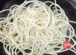 素菜鸡蛋炒面的做法图解6