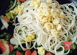 素菜鸡蛋炒面的做法图解8