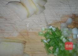 西红柿炒蟹味菇的做法图解3