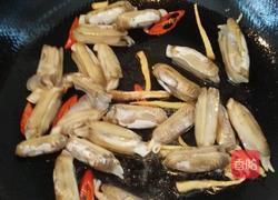 蒜苗蛏子的做法图解4