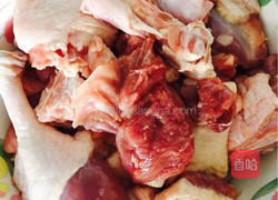 山药闷鸭的做法图解2