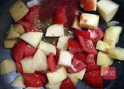 土豆番茄排骨汤的做法图解4