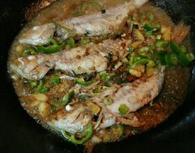 椒煎淡水鱼[图]
