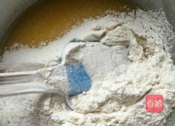 黑森林蛋糕的做法图解3