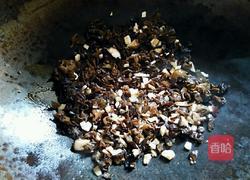 黄瓜丝打卤面的做法图解4