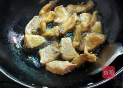 草鱼煎豆腐的做法图解3