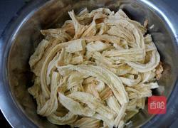 凉拌腐竹的做法图解1